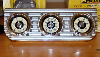 Autometer Cruiser AD gauges. Voltmeter, Water Temperature, Oil Pressure